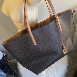 Michael Kors monogram tote
